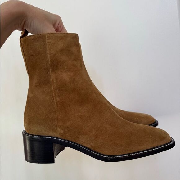 NEW Everlane The City Boot in Sand Suede - Picture 9 of 9